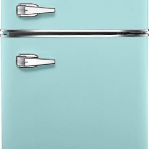 3.1 cu. ft. retro mini fridge with top freezer â cool mint